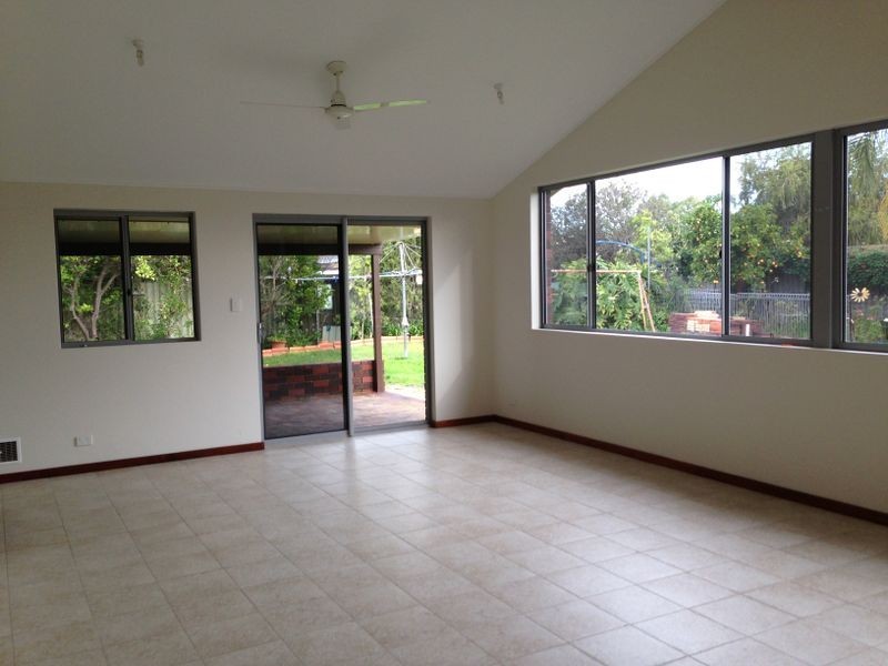 14 Priske Way, Rivervale WA 6103