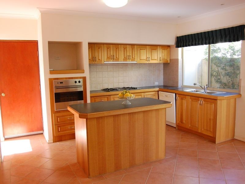 10C Tandy Street, Salter Point WA 6152