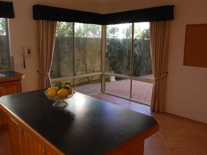 10C Tandy Street, Salter Point WA 6152