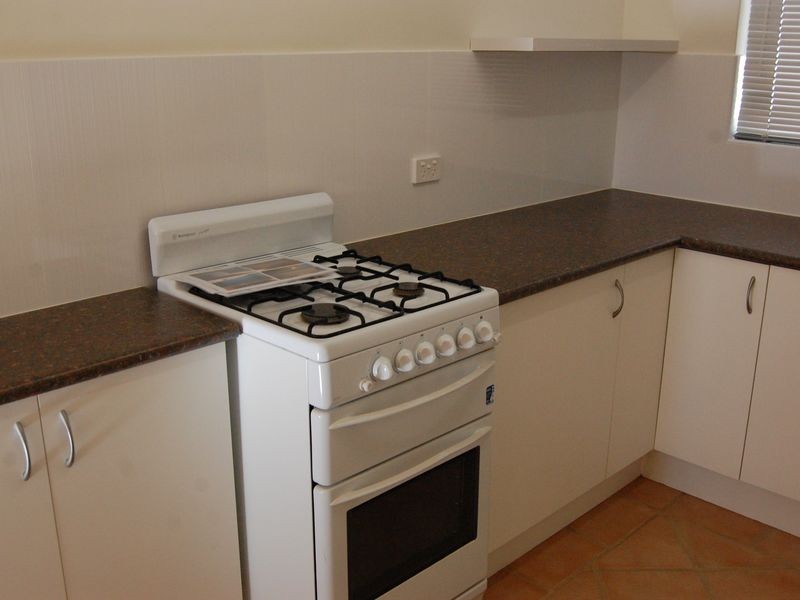 1 Hove Court, Forrestfield WA 6058