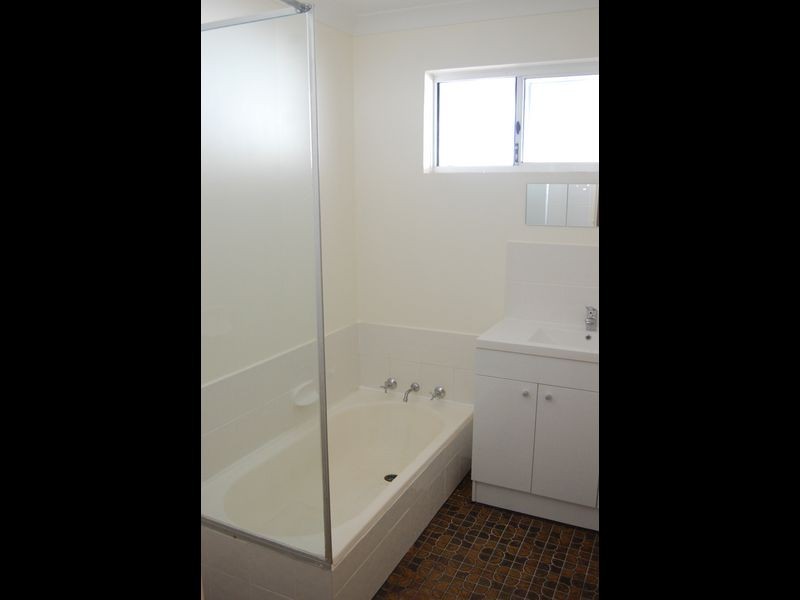 1 Hove Court, Forrestfield WA 6058