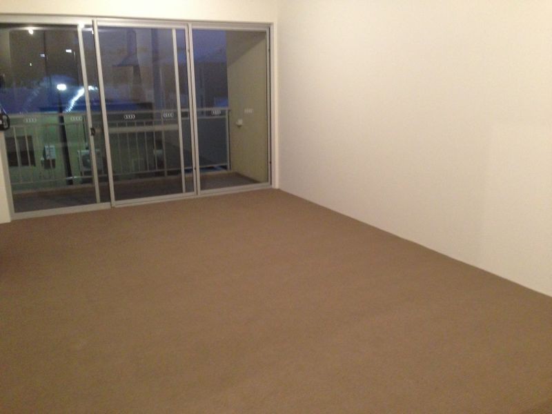 8/148-154 Railway Parade, Queens Park WA 6107