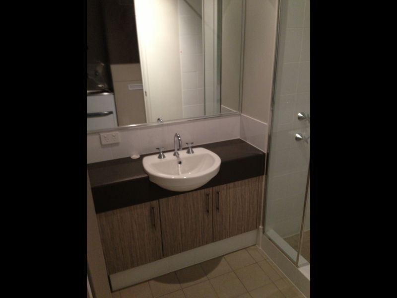 8/148-154 Railway Parade, Queens Park WA 6107