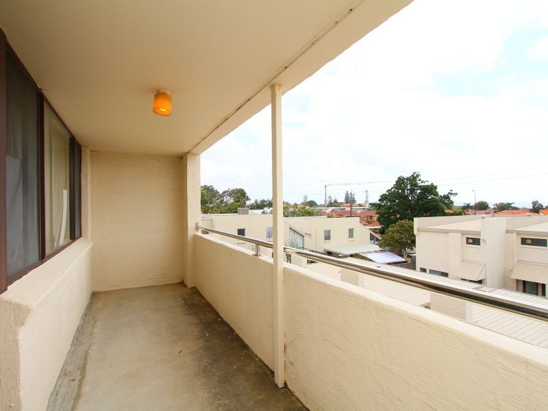 6/27 South Terrace, Como WA 6152