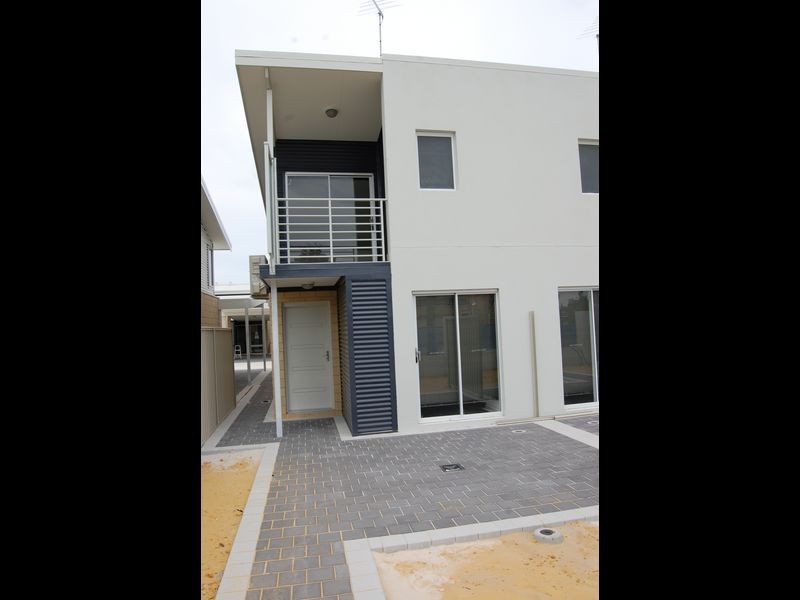 14/21 Bent Street, Cannington WA 6107