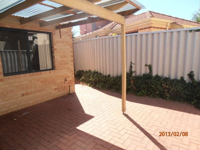 11/18-20 The Crescent, Redcliffe WA 6104