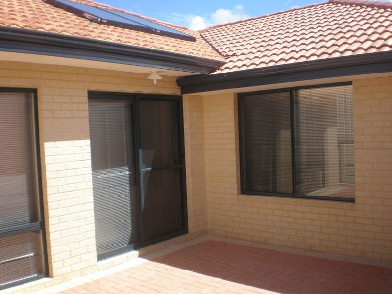 4/32 Alday Street, St James WA 6102