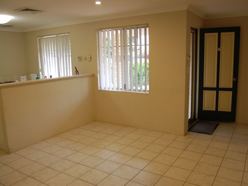 1/17 Pusey Street, Bentley WA 6102