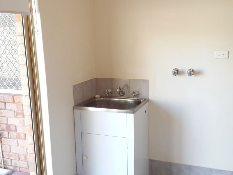 2/225 Berwick Street, Victoria Park WA 6100