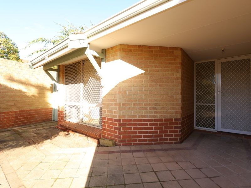 22A Reen Street, St James WA 6102