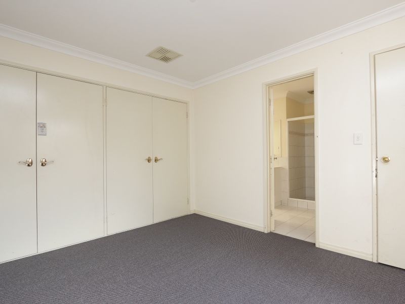 22A Reen Street, St James WA 6102