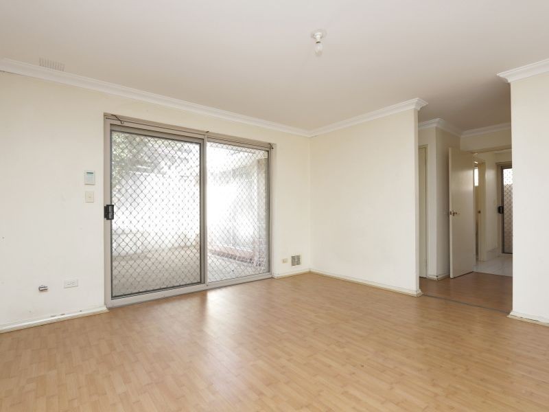 22A Reen Street, St James WA 6102