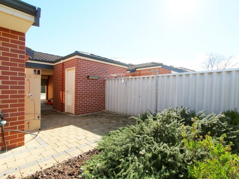 2/4-8 Bedford Street, Bentley WA 6102