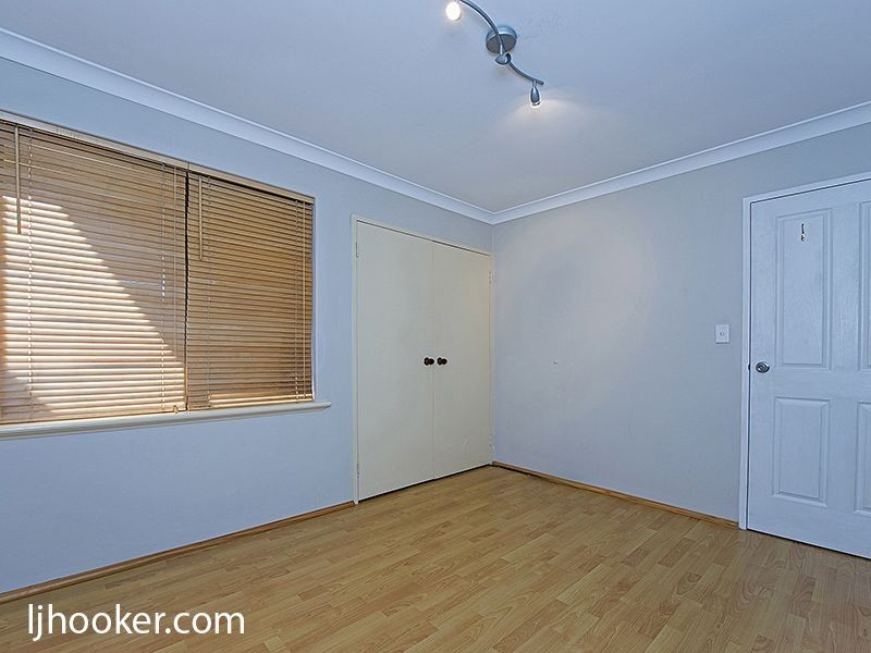 4/12 Kaliamba Court, Cannington WA 6107