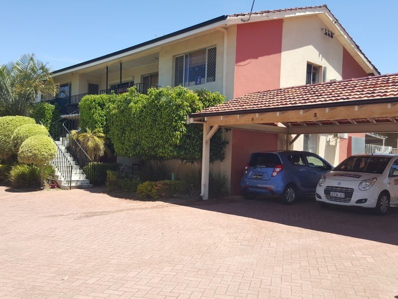 2/561 Canning Highway, Alfred Cove WA 6154