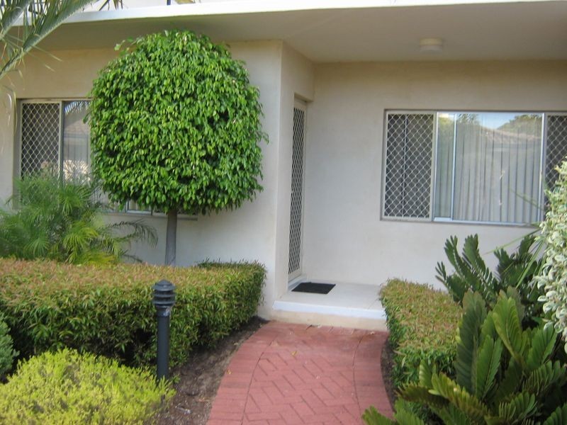 2/561 Canning Highway, Alfred Cove WA 6154