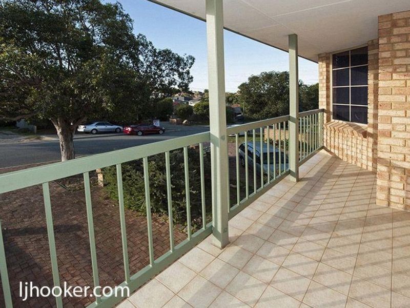 2/84 Powell Street, Joondanna WA 6060