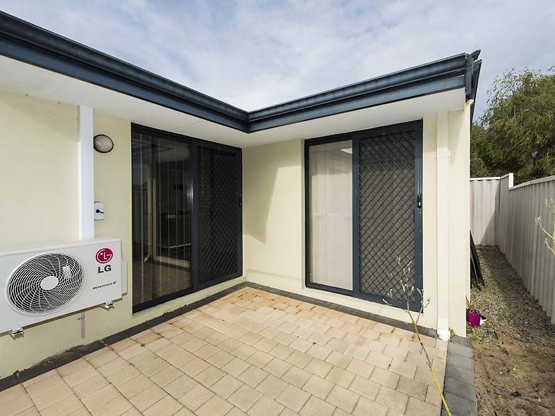 2/42 Norman Street, St James WA 6102