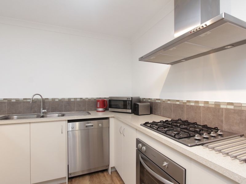 2/35 Langley Road, Bayswater WA 6053