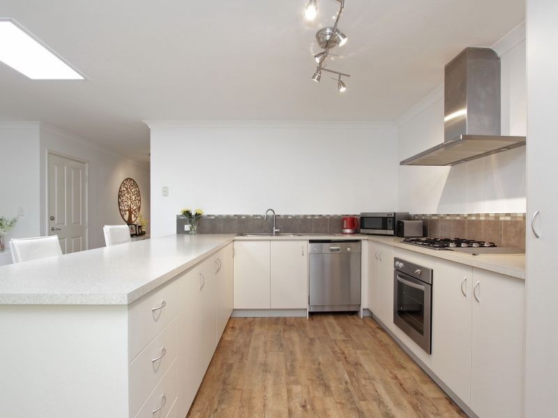 2/35 Langley Road, Bayswater WA 6053