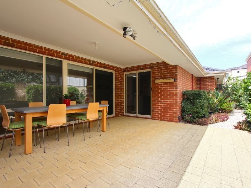 2/35 Langley Road, Bayswater WA 6053