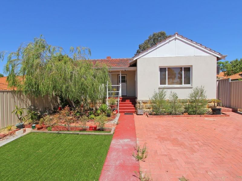 42 Wyndham Street, St James WA 6102
