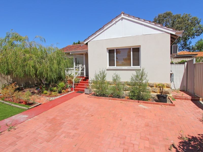 42 Wyndham Street, St James WA 6102