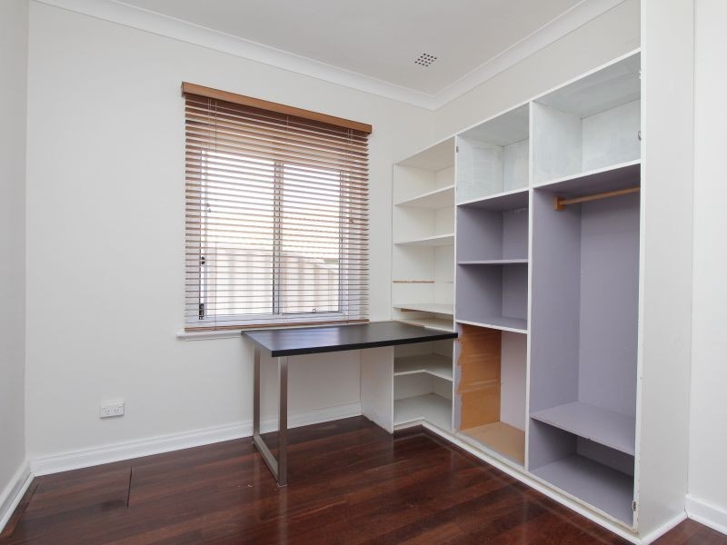 42 Wyndham Street, St James WA 6102