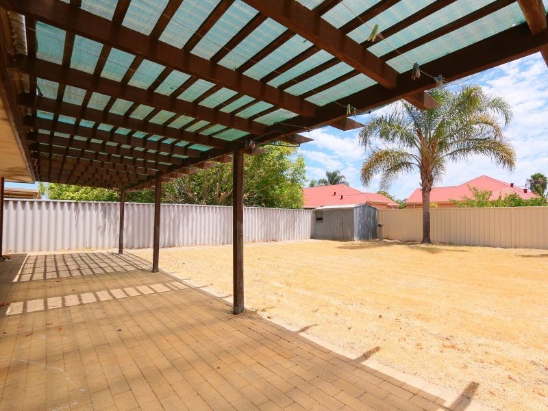 14 Rochester Avenue, Beckenham WA 6107