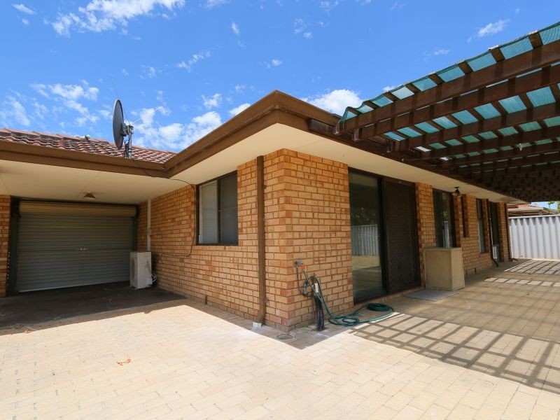 14 Rochester Avenue, Beckenham WA 6107