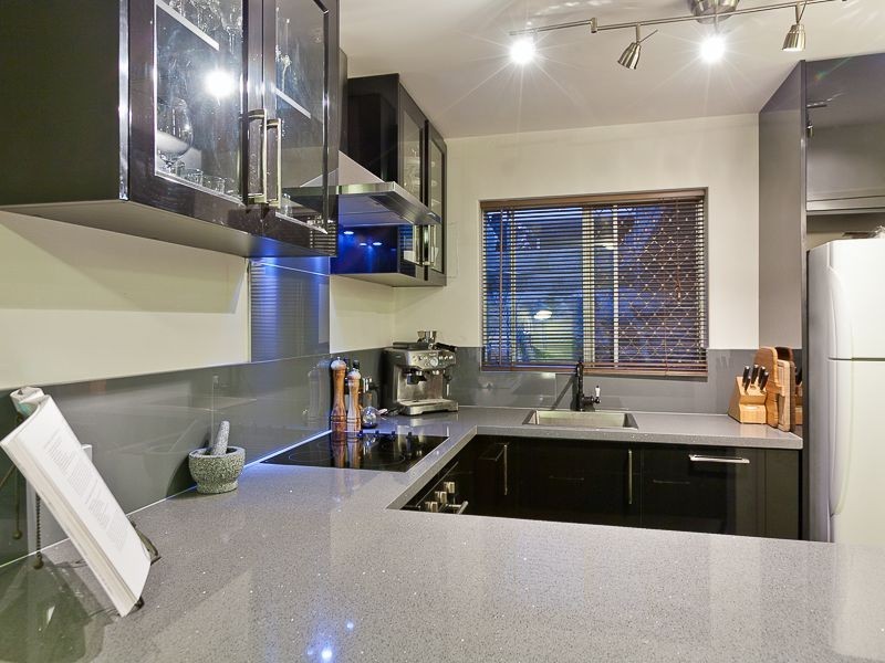 4/12 McMaster Street, Victoria Park WA 6100