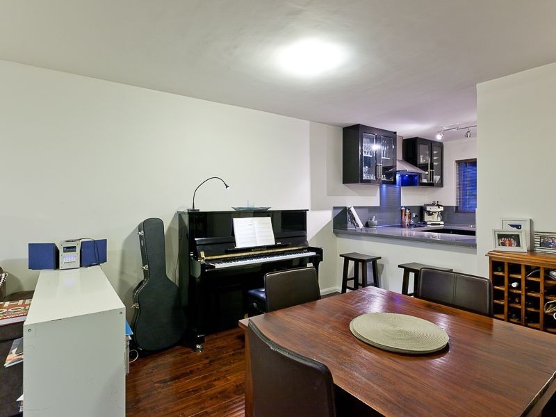 4/12 McMaster Street, Victoria Park WA 6100