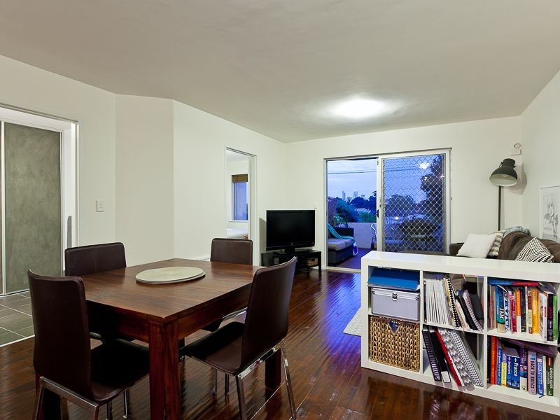 4/12 McMaster Street, Victoria Park WA 6100