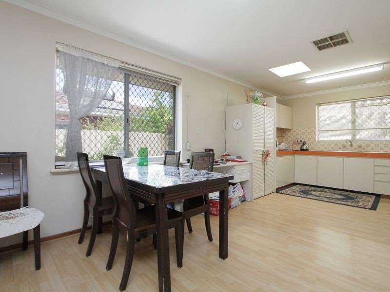 2/114 Wright Street, Kewdale WA 6105