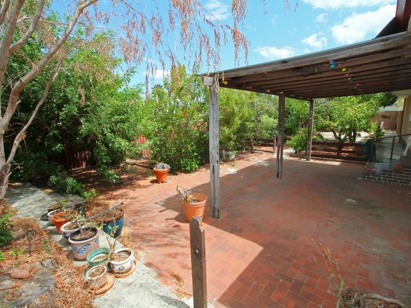 76 James Street, Gosnells WA 6110