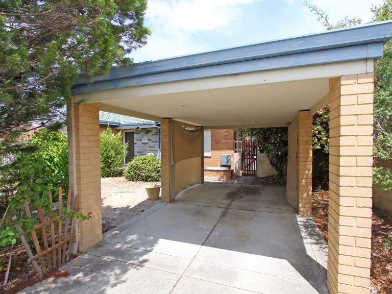 56B Spring Road, Thornlie WA 6108