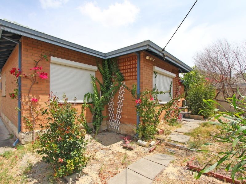 56B Spring Road, Thornlie WA 6108