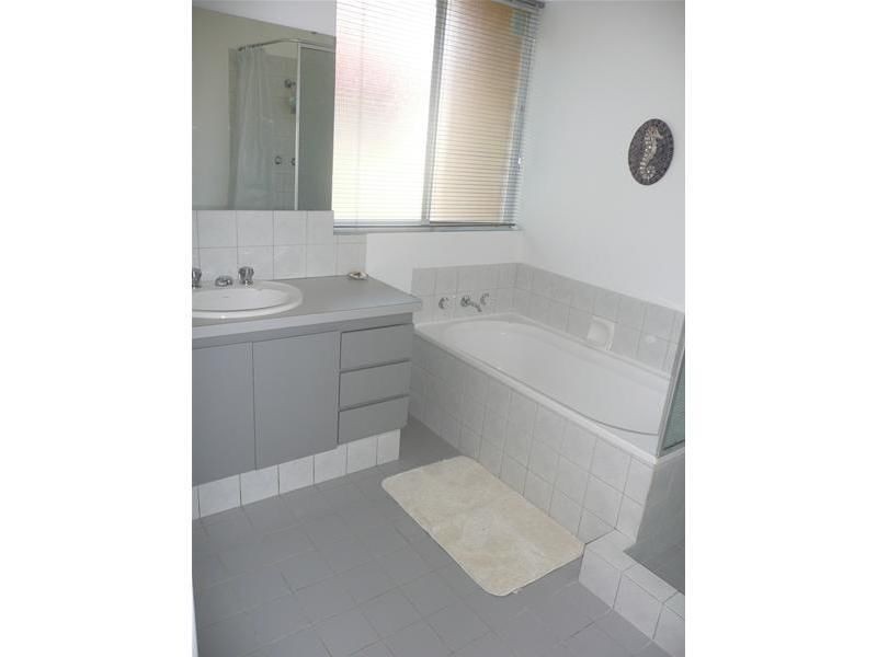 8/9 Harper Street, Burswood WA 6100