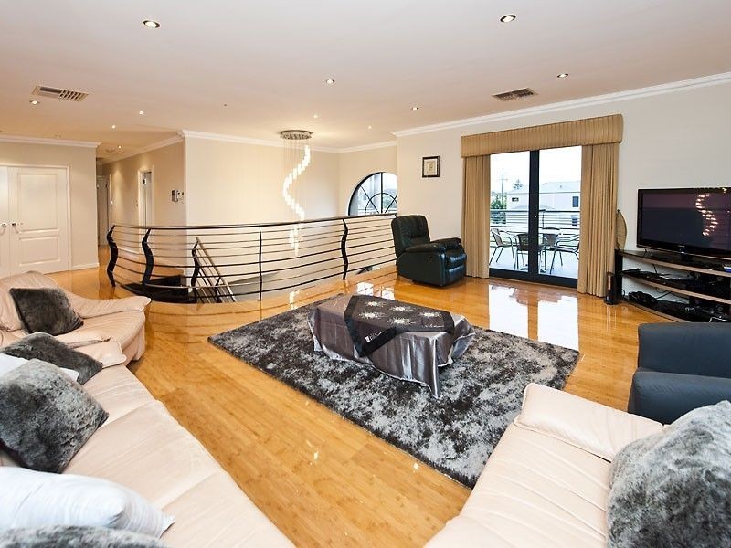 1 Darch Street, Yokine WA 6060