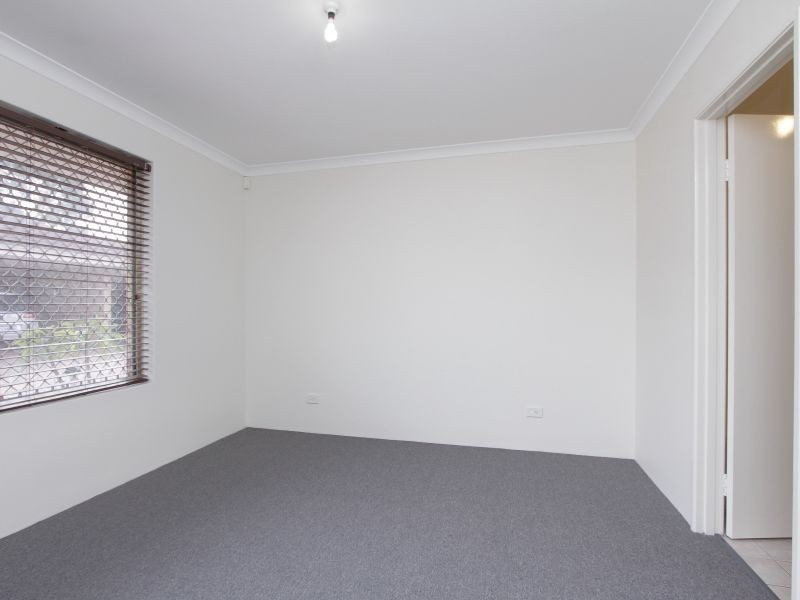 4/3 Norman Street, St James WA 6102