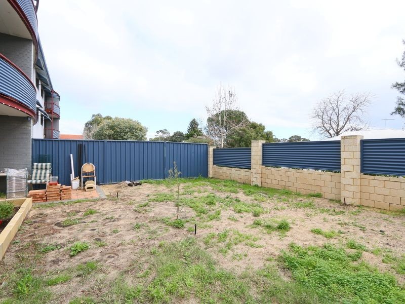 13/14 Coralie Court, Armadale WA 6112