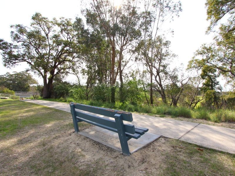 33 O’Dell Street, Thornlie WA 6108