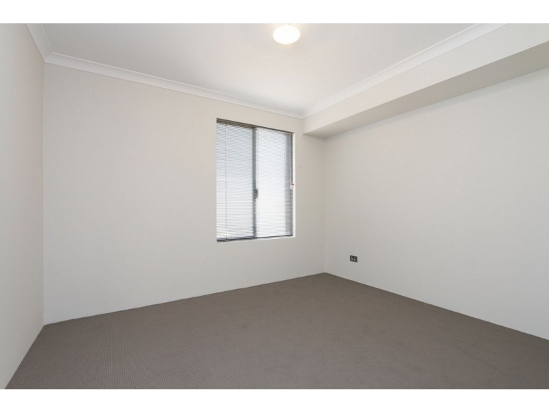 18 Jordan Street, Haynes WA 6112