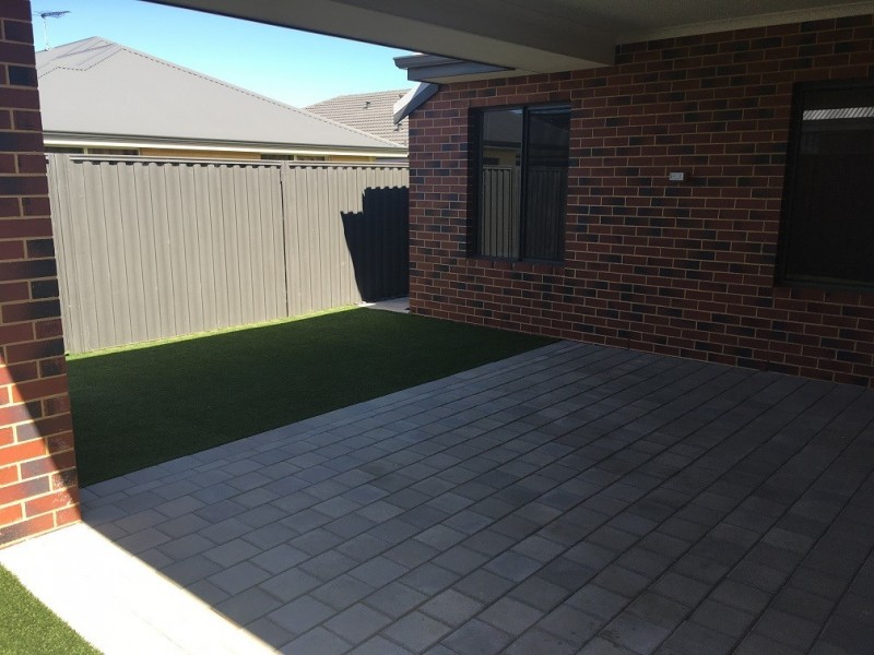 18 Jordan Street, Haynes WA 6112
