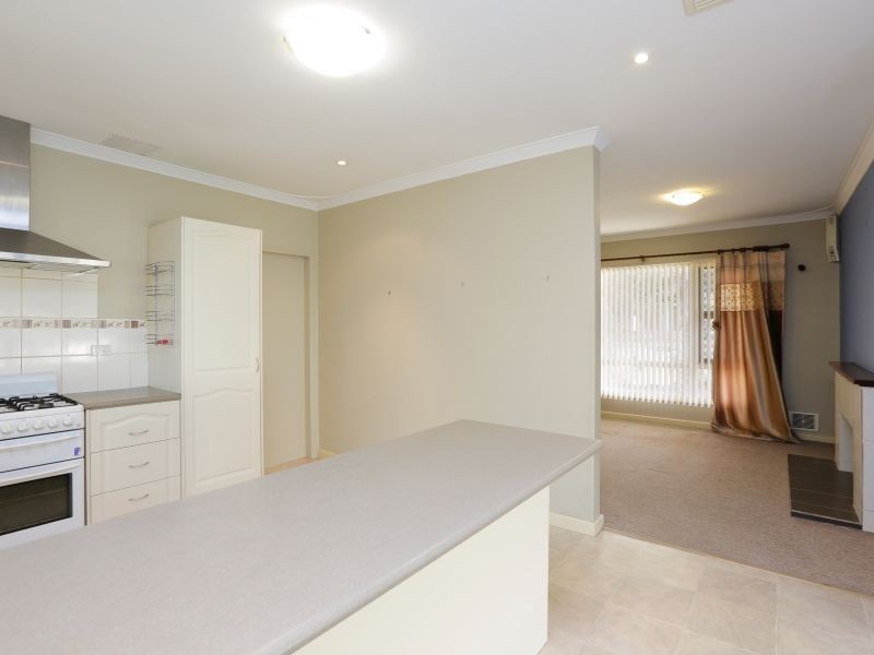 7 Devine Street, Maddington WA 6109