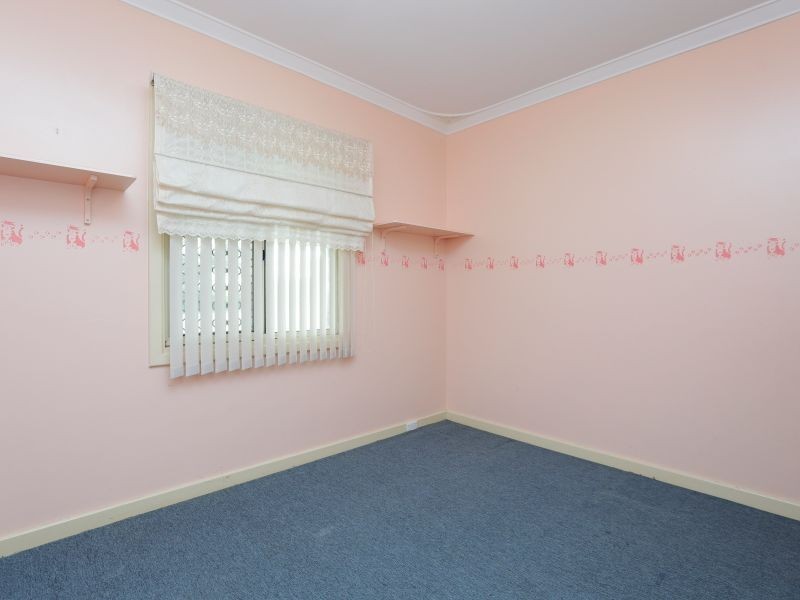 7 Devine Street, Maddington WA 6109