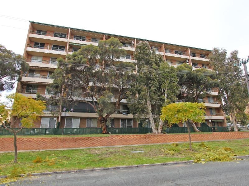 12/68 McMaster Street, Victoria Park WA 6100