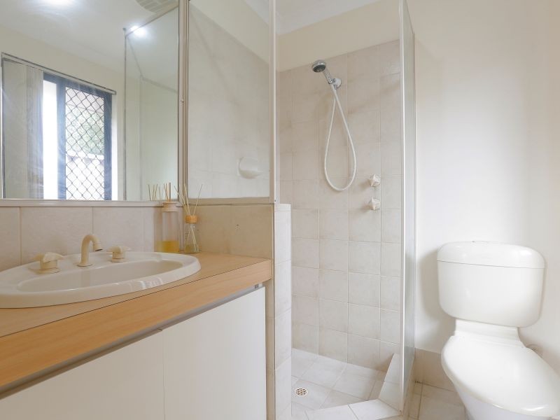 12/268 Wharf Street, Queens Park WA 6107