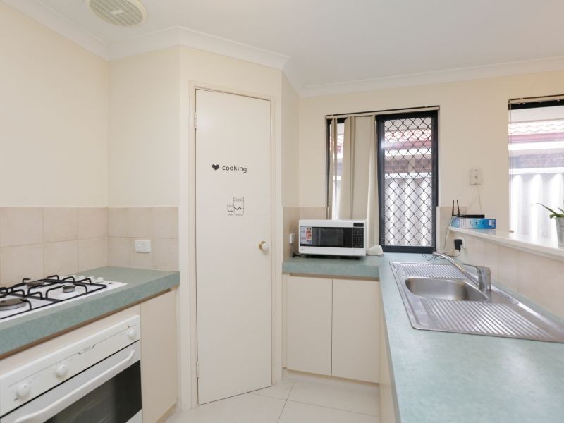 12/268 Wharf Street, Queens Park WA 6107