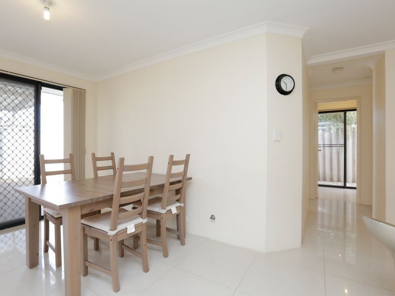 12/268 Wharf Street, Queens Park WA 6107